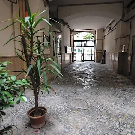 Bed & Breakfast Doria 3*